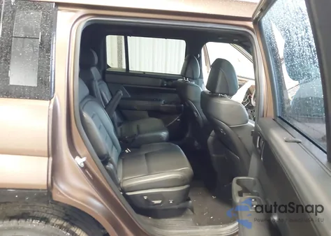 2025 Hyundai Santa Fe Calligraphy из США, поврежденный, VIN 5NMP5DGLXSH104702